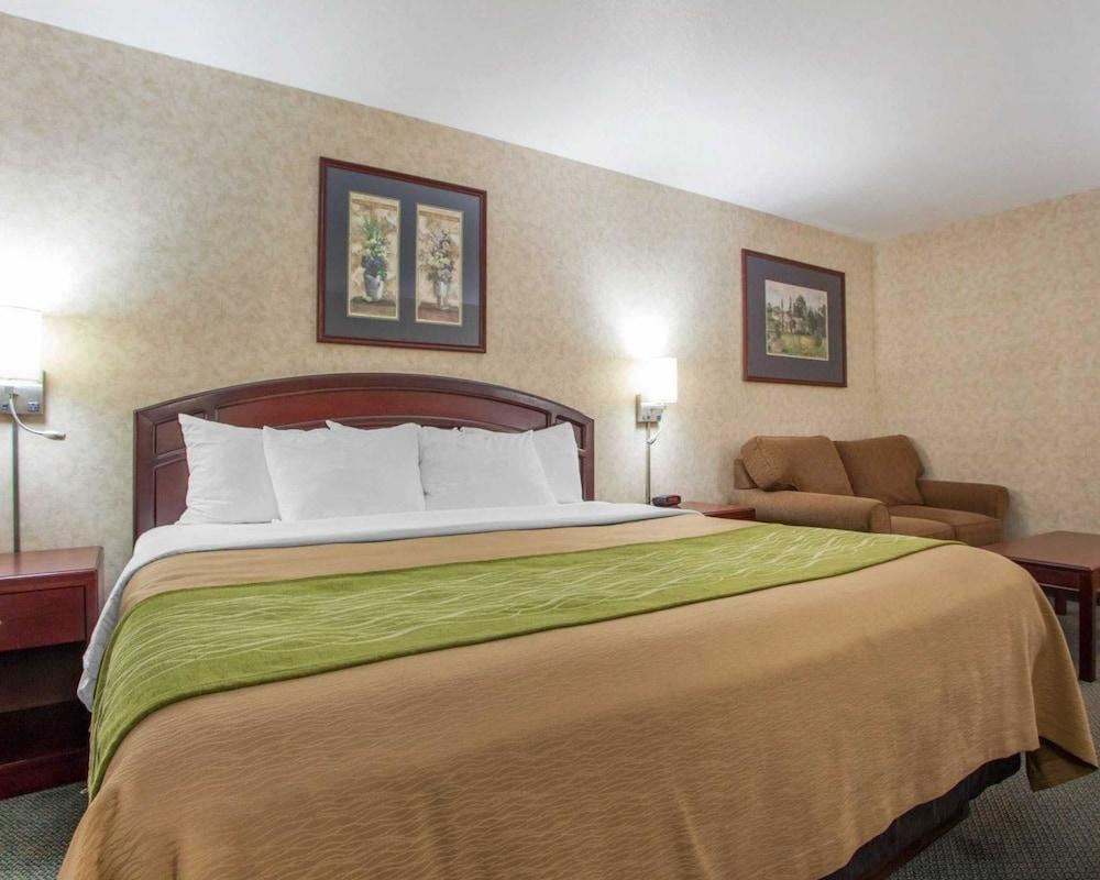 Story City Comfort Inn מראה חיצוני תמונה