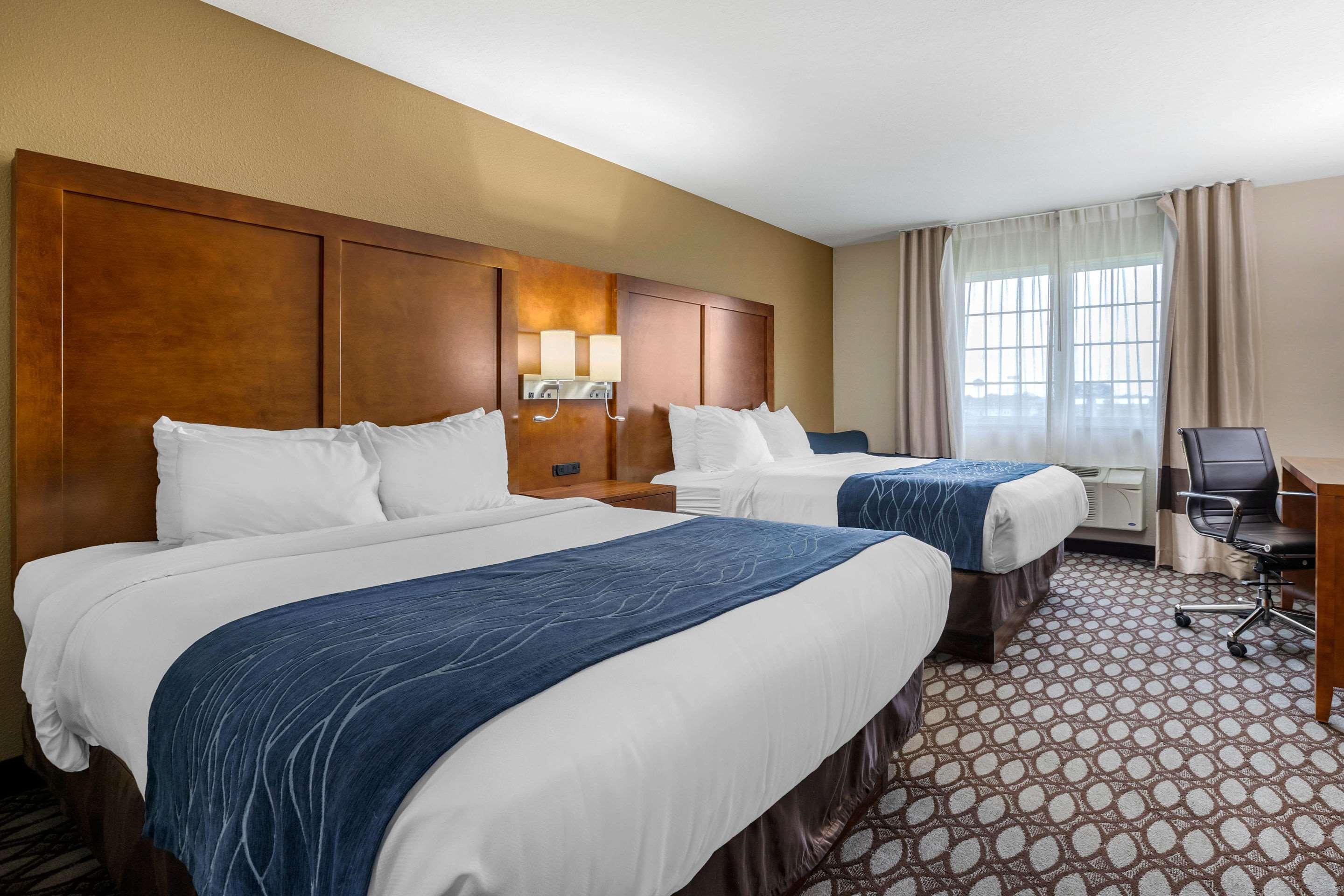 Story City Comfort Inn מראה חיצוני תמונה