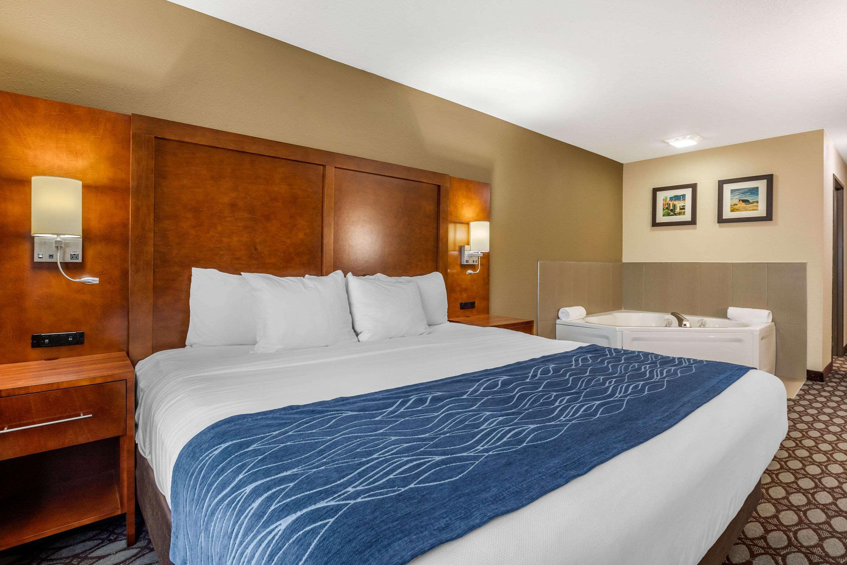 Story City Comfort Inn מראה חיצוני תמונה