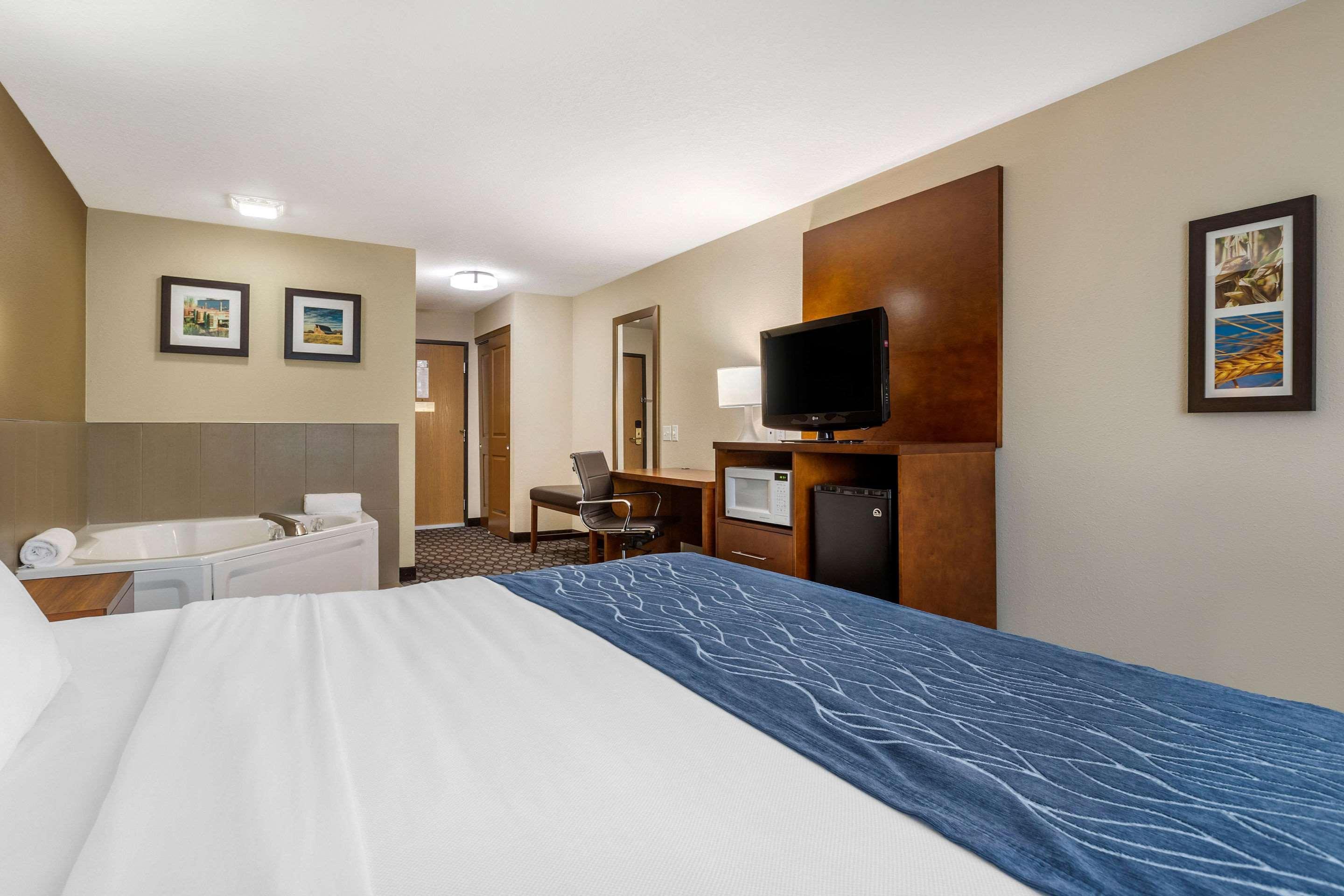 Story City Comfort Inn מראה חיצוני תמונה