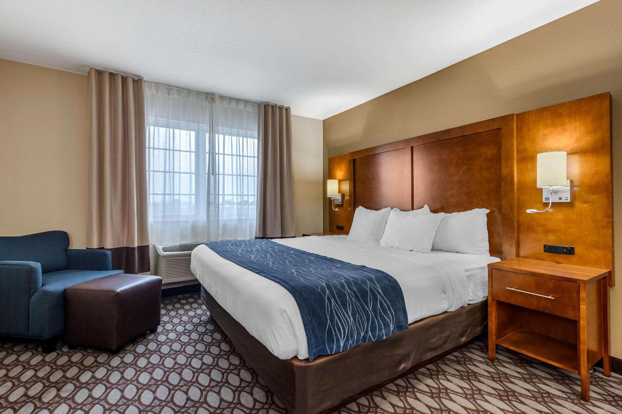 Story City Comfort Inn מראה חיצוני תמונה