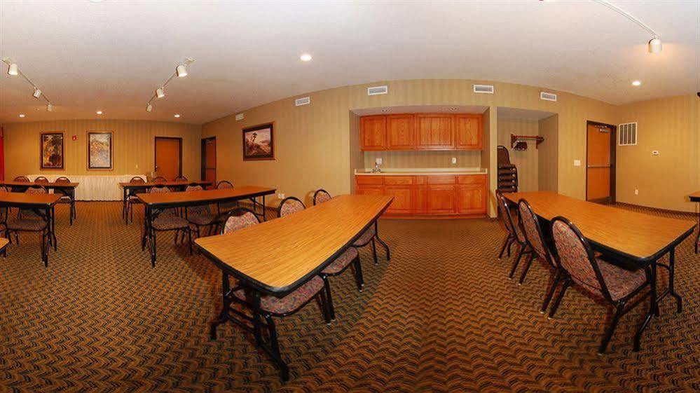 Story City Comfort Inn מראה חיצוני תמונה