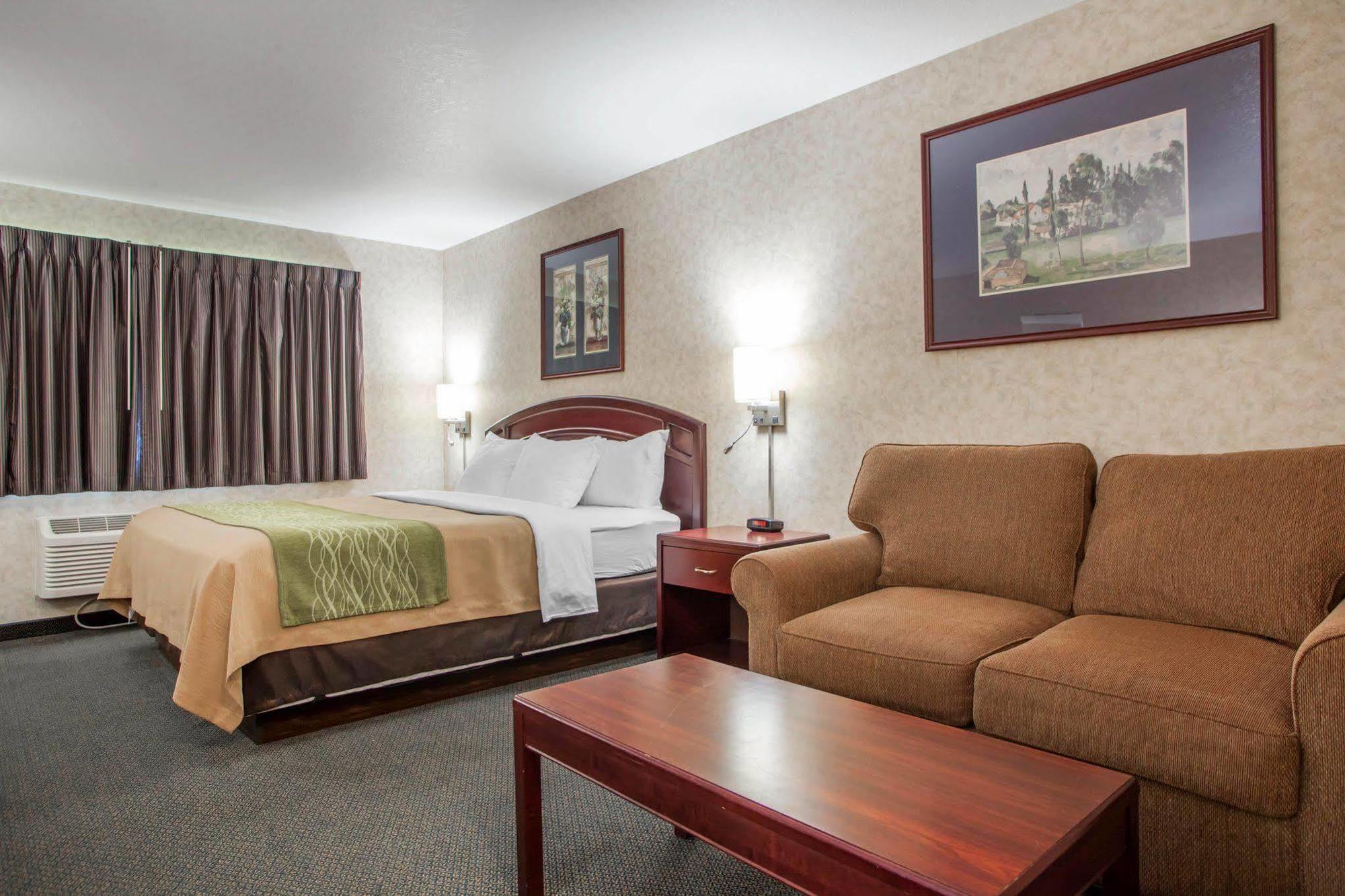 Story City Comfort Inn מראה חיצוני תמונה